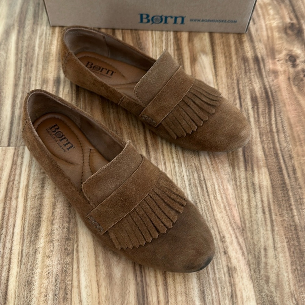 Born McGee Brown Moccasin Flats 8.5